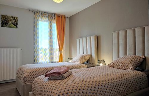 Thourotte Apartment | Discover Le Thourottois: Central Location & Free Wifi