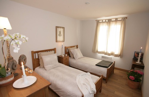 Chalais House | Le Tilleul - Idyllic Villa with Private Pool & Breakfast