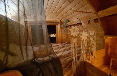 Buhl-Lorraine Bed & Breakfast | Discover Le Tonneau Insolite: Spa Retreat with Hot Tub