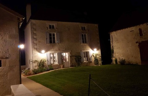 Haims House | Experience Le Tout à la Fois in Saint-Maixent Le Petit