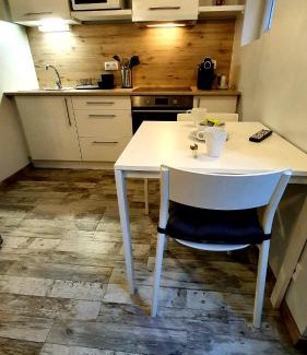 Fleury-les-Aubrais Apartment | Pet-Friendly "LE TRAMWAY" Appartement near Gare des Aubrais