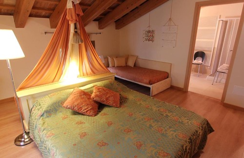 San Zenone degli Ezzelini Bed & Breakfast |  Delightful LE TRE ARTI B&B: Child-Friendly Retreat