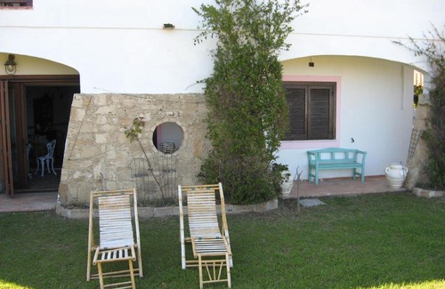 Isola di Capo Rizzuto Villa | Discover Le Tre Rose Mare: Pet-Friendly Oceanfront Escape