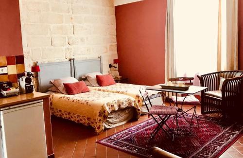 Uzes Apartment | Guest Rated 8.9: Experience Comfort at Le Trente Trois
