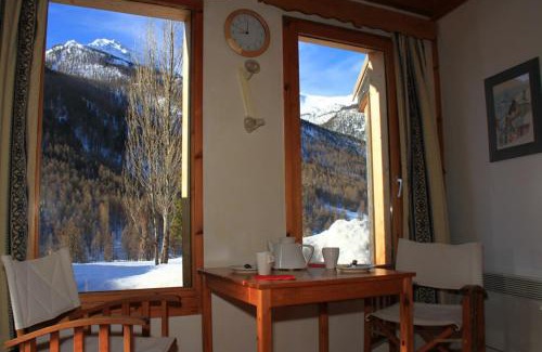 Nevache Ski Chalet | Explore Le Troll Hameau des Chazals in Nevache, Hautes Alpes