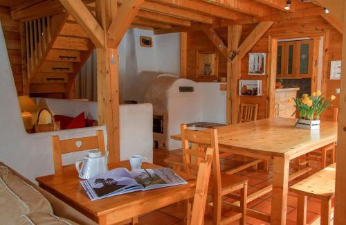 Nevache Ski Chalet | Explore Le Troll Hameau des Chazals in Nevache, Hautes Alpes
