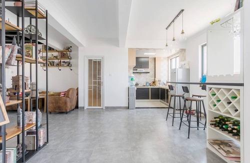 Guandu House | Discover Le Tu Community: Family-Friendly and Accessible Stay