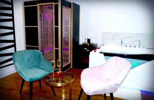Montchapet Apartment | Relax at Le Vénus: Private Spa, Sauna & High Ratings