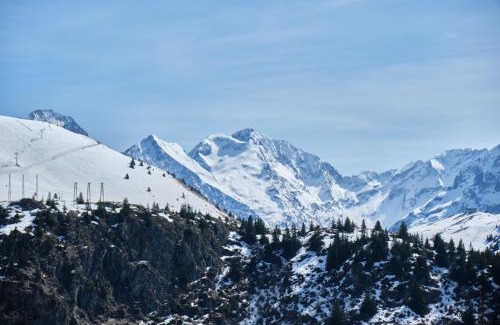 Eclose-Est Apartment | Family-Friendly Retreat at Le Val d'Huez for 5 Guests