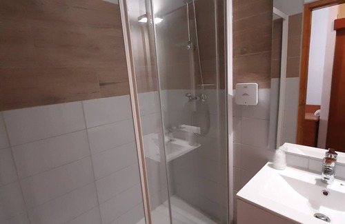 Valfrejus Hotel | Discover Le Valfrejus: Rated 9.2/10 with Family Amenities