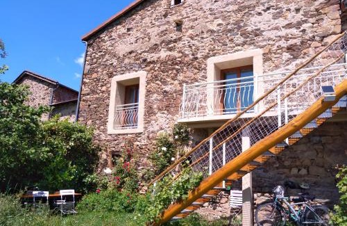 Auzon Communaute Bed & Breakfast | Eco-Friendly Retreat at Le Vallon d'Armandine, Auvergne