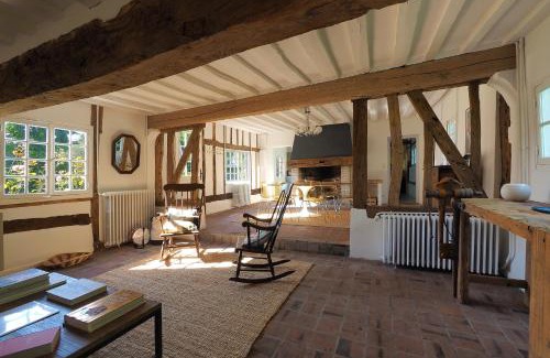 Francheville House | Guest Rated 10/10: Family-Friendly Le Verdoyant Retreat