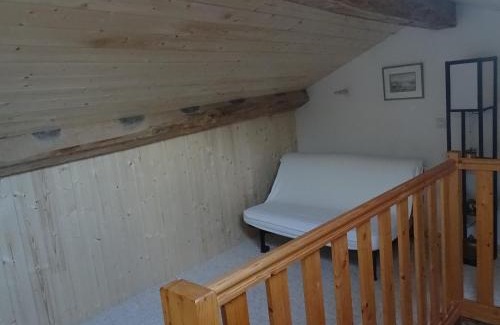 Saint-Julien Bed & Breakfast | Pet-Friendly Getaway at Le Vieux Pont - Rated 9.4/10