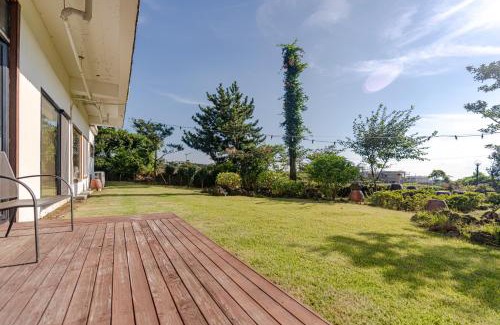 Aewol House | Oceanfront Retreat at Le Village Aewol B#2 - 4 Star Stay