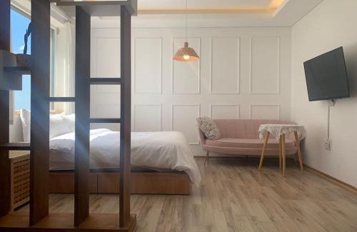 Aewol House | Oceanfront Retreat at Le Village Aewol - Guest Rated 8.5/10