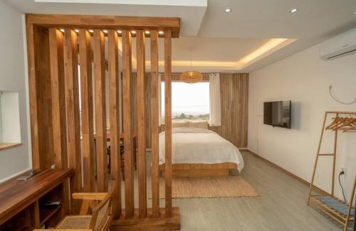 Aewol House | Oceanfront Retreat at Le Village Aewol - Guest Rated 8.5/10