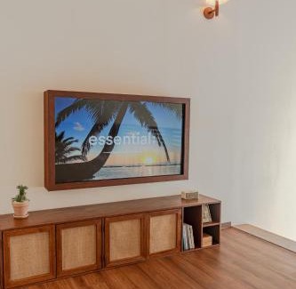 Aewol House | Experience Le Village Aewol G with Oceanfront Pool Bliss