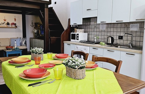 Ruoni Apartment | Unwind at Le Villette di Ruoni with Oceanfront Views