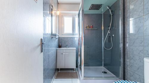 Faubourg Sud Apartment | Welcoming Stay at Le Wilson Appart with Breakfast Included