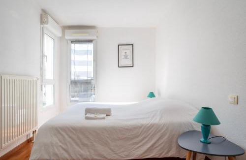 Poteries Apartment | Convenient Stay at Le Zénith - Private Parking & WIFI