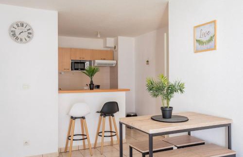 Poteries Apartment | Convenient Stay at Le Zénith - Private Parking & WIFI
