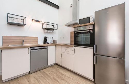 Tourcoing Apartment | Relax at Le ZEN: Family & Pet Friendly Retreat Awaits