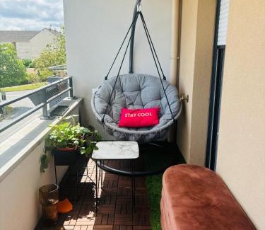 Cergy House | Convenient Family-Friendly Stays at Le ZenRoom, Paris