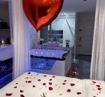 Talant Apartment | Explore Unique Stays at Le20B - Your Getaway Awaits