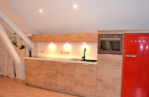Wickerschwihr Cottage | Relaxing Gite Amelie Colmar with Heated Pool & Spa