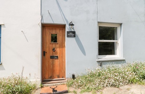 Eype House | Welcoming Lea Cottage: 4-Star Pet and Child Friendly Retreat