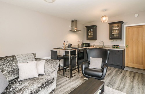 Bishop Auckland Cottage | Pet-Friendly Leadmill Piggery with a Beautiful Garden