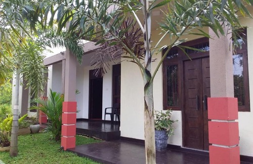 Anuradhapura Hotel | Family-Friendly Leaf Dew Resort with High Guest Ratings