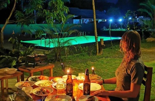 Udawalawa House | Budget-Friendly Leaf Lodge Udawalawe with Pool & Pet Access