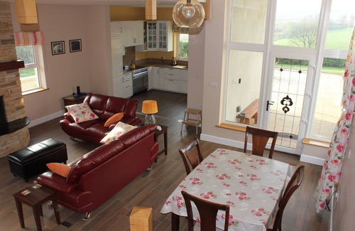 Greencastle House | Explore Leaghan Self Catering: Family-Friendly Retreat
