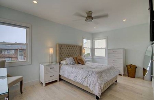 Lido Beach House | Leamington Oasis