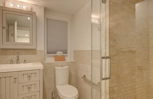 Lido Beach House | Leamington Oasis