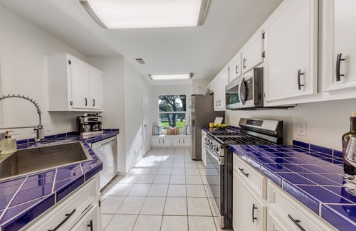 Block House Creek House | Family-Friendly Retreat with Pool & Yard Near Austin