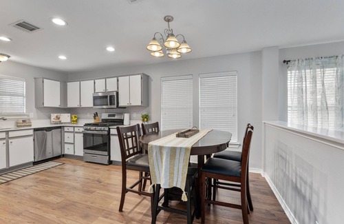 Block House Creek House | Leander Home Away From Home