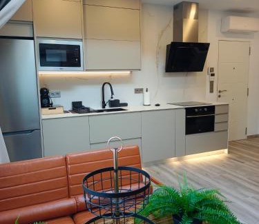 Facinas Apartment | Top-Rated Child-Friendly Stay at Lebana Plaza Julian