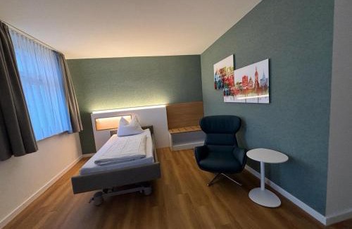 Oststadt/Stadtfeld Apartment | Experience Leben wie im Hotel by Helios: Family-Friendly Stay