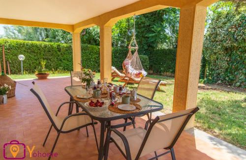Granarola Apartment | Pet-Friendly Leccino Home Piano Terra with Family Amenities