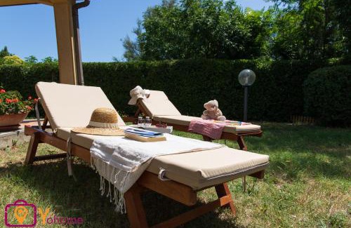 Granarola Apartment | Pet-Friendly Leccino Home Piano Terra with Family Amenities