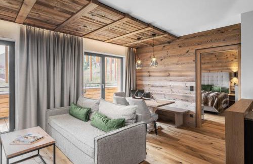 Warth Ski Chalet | Experience Unmatched Comfort at Lech Valley Lodge