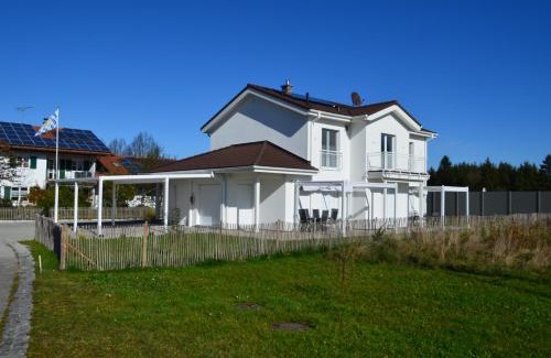 Lechbruck Apartment | Family-Friendly Retreat at Lechbruck am See - DAS STEINHÄUBL