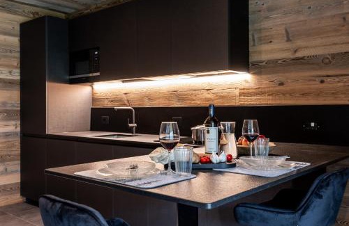 Pieve di Ledro Apartment | Experience Comfort at Ledarix Charm Chalet with Hot Tub