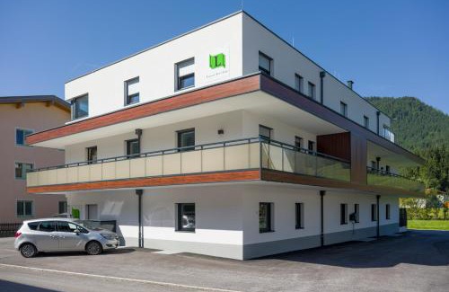 Achenkirch Apartment | Delightful Ledermaier Loft & Lodge with Hot Tub & Kitchen