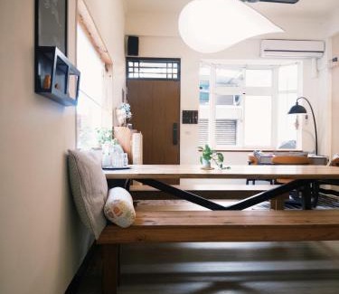 Shanjiao Villa | Experience Lee Home: Cozy Retreat with Ocean Views