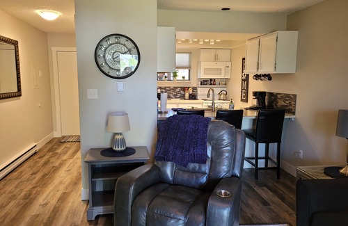 Helena Condo | Explore Lee's Helena Hideout with Ocean Views & Breakfast