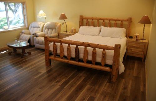 Walker Bed & Breakfast | Guest Rated 10/10: Leech Lake Resort Bed & Breakfast Escape