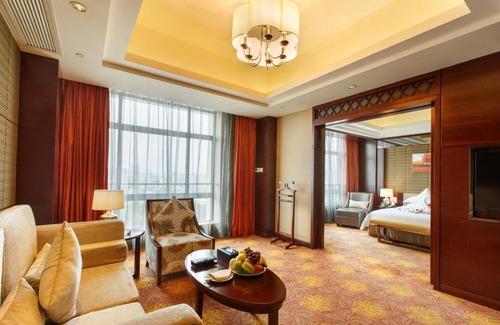 Guangzhou Hotel | Elegant Stay at Leeden Jingxi Hotel with Spa & Restaurant